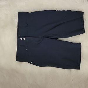 89th + Madison navy blue stretch Bermuda shorts 2 pockets belt loops sz 8 EUC …